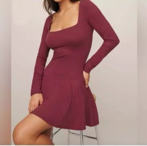 NWT Reformation Coen Long Sleeve Drop Waist Minidress In Chianti Size M - Picture 5 of 5